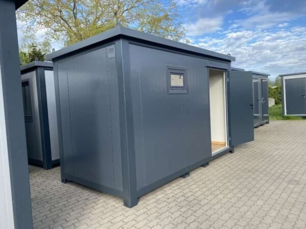 PMR-Sanitärcontainer mit PMR-WC