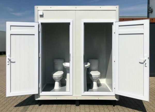 Sanitärcontainer mit zwei Toiletten