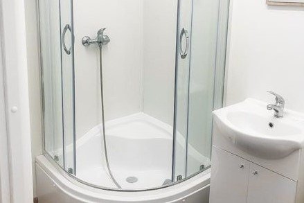 10 Fuß Sanitärcontainer (7,35 m²)