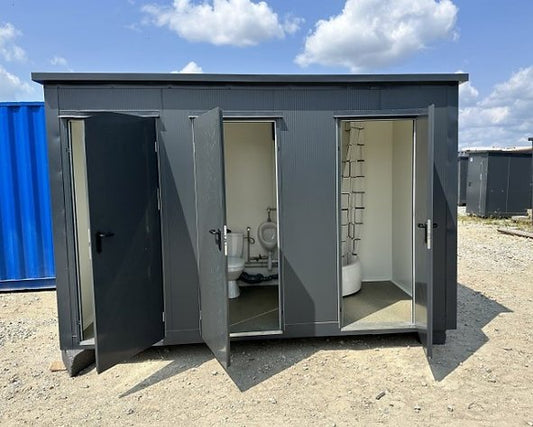 Sanitärcontainer 3 Kabinen: WC, Urinal + Boiler, Dusche